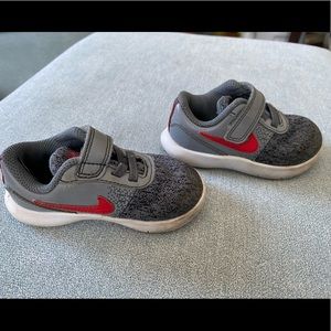 Nike Flex Contact Toddler Sneaker Grey & Red Size 6